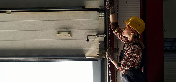 Addressing Common Garage Door Stoppage Issues in Murfreesboro, TN